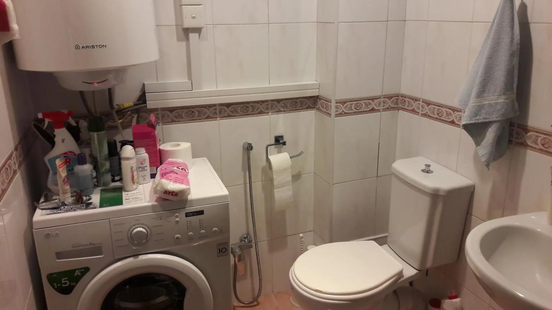 Coast Hilton Hotel 3 Bedrooms Baku 0*,